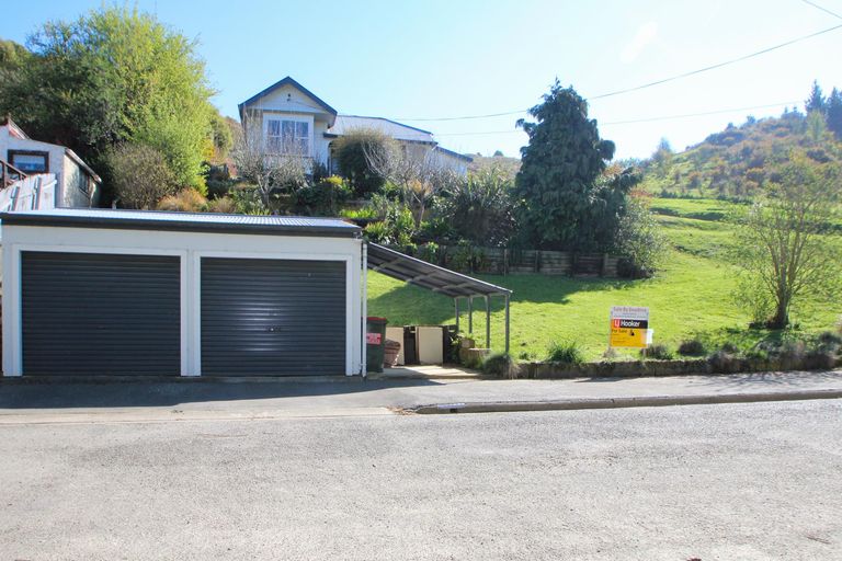 Photo of property in 18 Glen Street, Oamaru, 9400