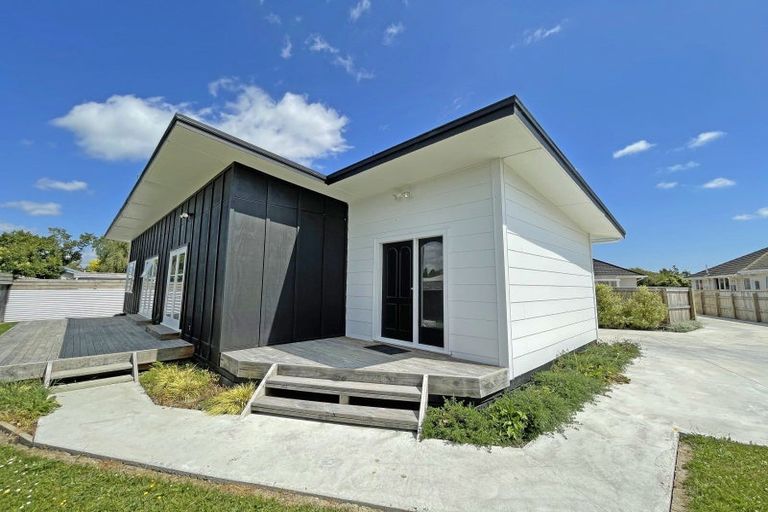 Photo of property in 5a Bradford Place, Awapuni, Palmerston North, 4412