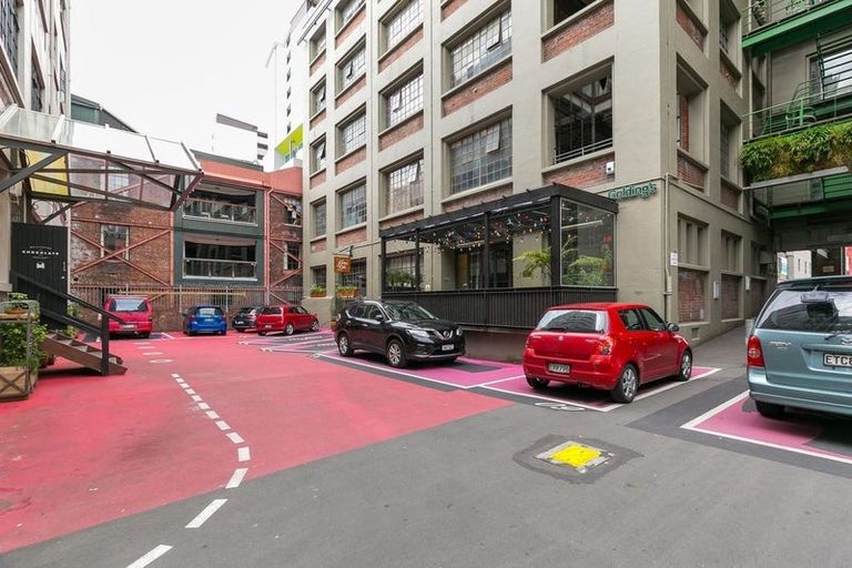 Photo of property in Hannahs Warehouse, 3/13 Leeds Street, Te Aro, Wellington, 6011