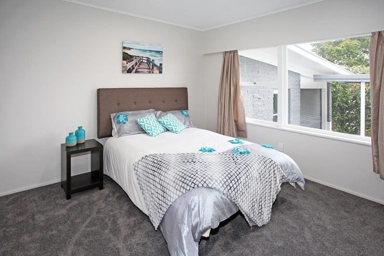 Photo of property in 14 Lucca Crescent, Flat Bush, Auckland, 2019