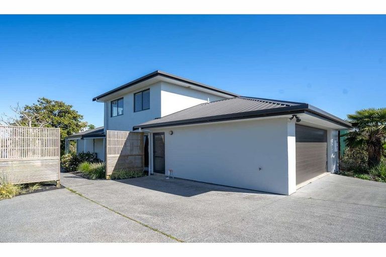 Photo of property in 37 Rarere Terrace, Kerikeri, 0230