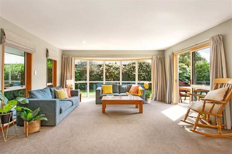 Photo of property in 11 Pentland Drive, Belfast, Christchurch, 8051