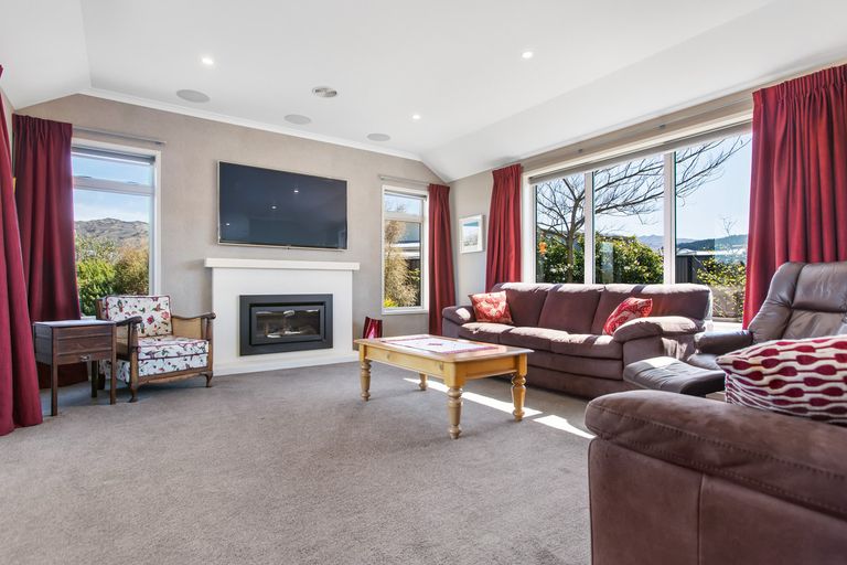 Photo of property in 4 Houlahan Street, Clyde, 9330