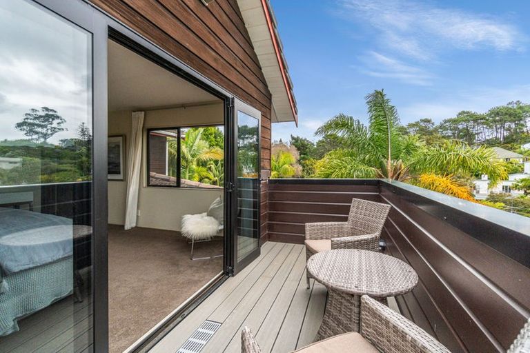 Photo of property in 73m Park Rise, Campbells Bay, Auckland, 0630