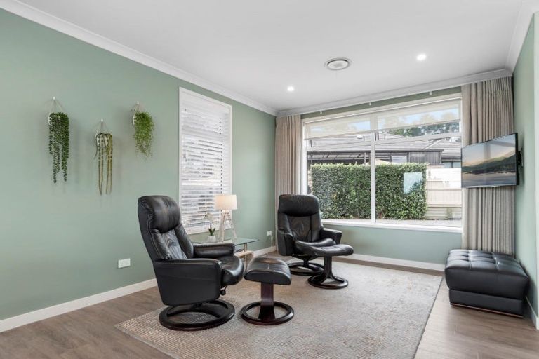 Photo of property in 5 Damien Place, Ohauiti, Tauranga, 3112