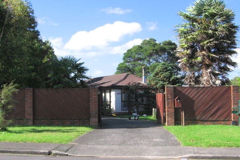 Photo of property in 8 Hydra Place, Glen Eden, Auckland, 0602