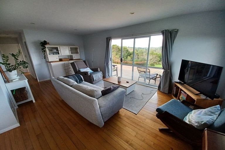 Photo of property in 429 Heatley Road, Whakapirau, Maungaturoto, 0583