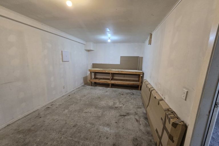 Photo of property in 24 Pennant Grove, Titahi Bay, Porirua, 5022