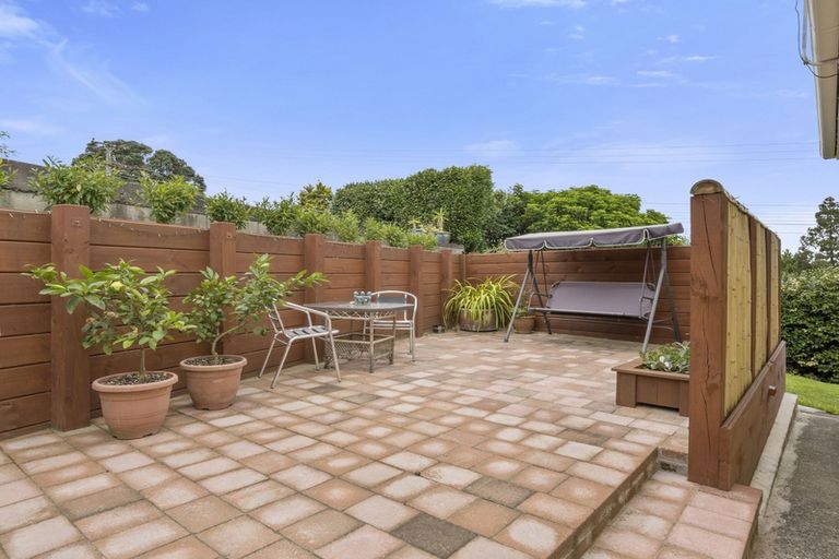 Photo of property in 178 Otumoetai Road, Brookfield, Tauranga, 3110