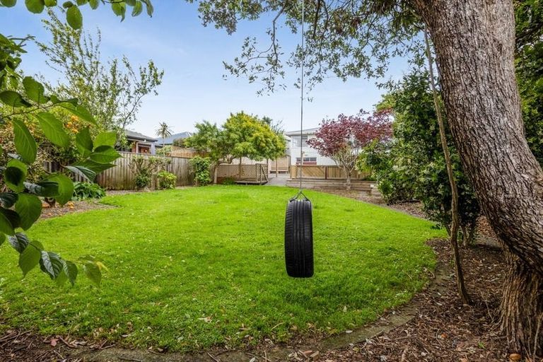 Photo of property in 3a Waimea Street, Westown, New Plymouth, 4310