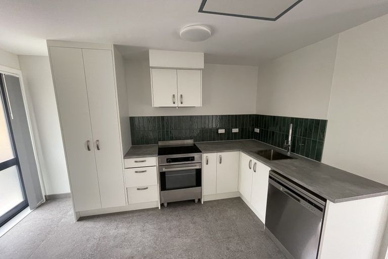 Photo of property in 44 Ian Sage Avenue, Torbay, Auckland, 0630