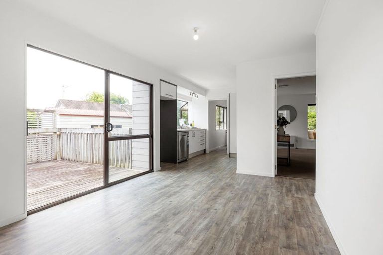 Photo of property in 32 Cromwell Drive, Fitzroy, Hamilton, 3206