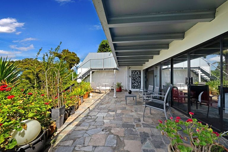 Photo of property in 18 Kitewaho Road, Swanson, Auckland, 0816