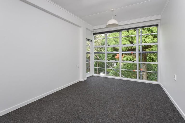 Photo of property in 146 Glenmore Street, Northland, Wellington, 6012