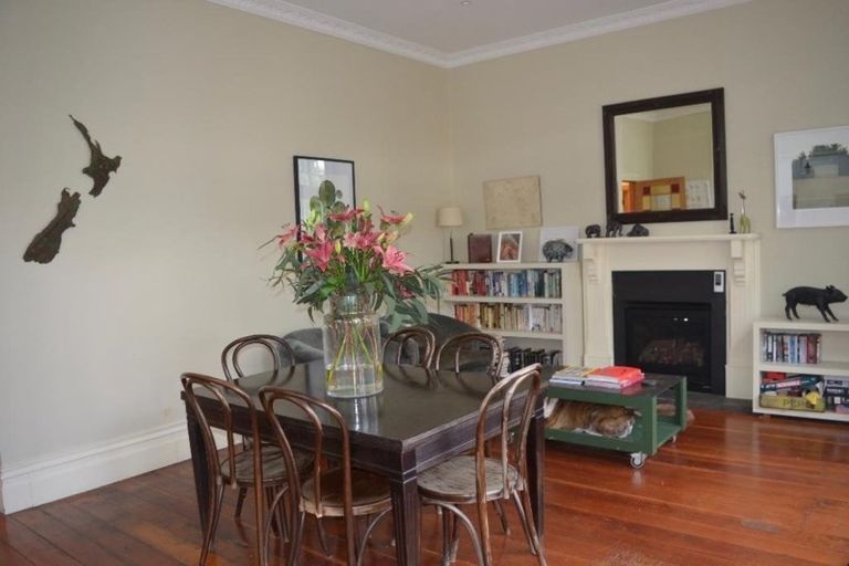 Photo of property in 15 George Street, Thorndon, Wellington, 6011