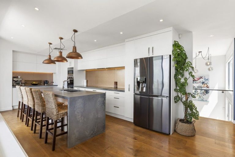 Photo of property in 10 Mccrystal Avenue, Bucklands Beach, Auckland, 2012