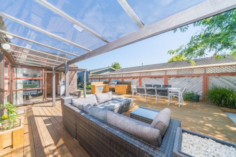 Photo of property in 7 Grange Place, Milson, Palmerston North, 4414