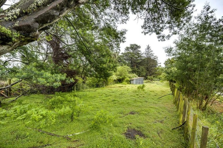 Photo of property in 2023 Puketitiri Road, Rissington, Napier, 4184