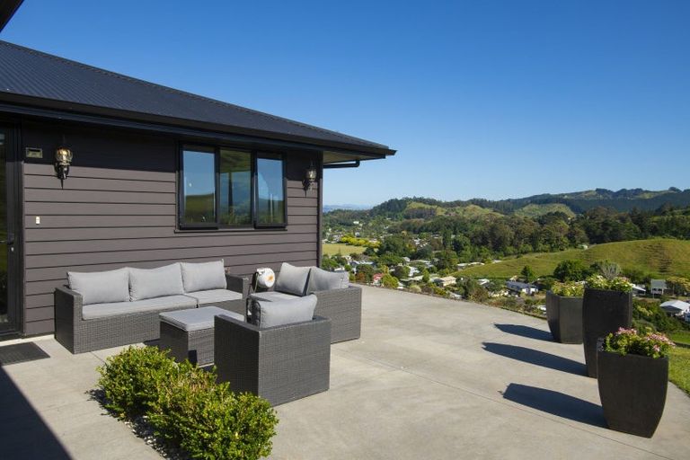 Photo of property in 153 Wheatstone Road, Wainui, Gisborne, 4073