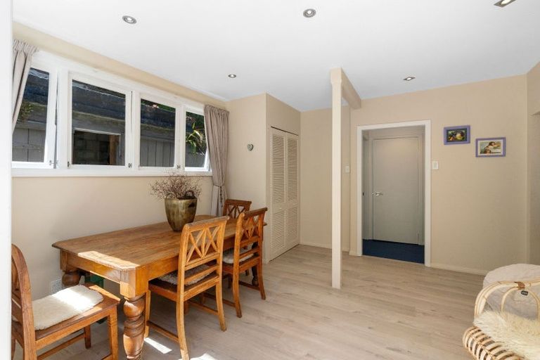 Photo of property in 71 Muritai Road, Eastbourne, Lower Hutt, 5013