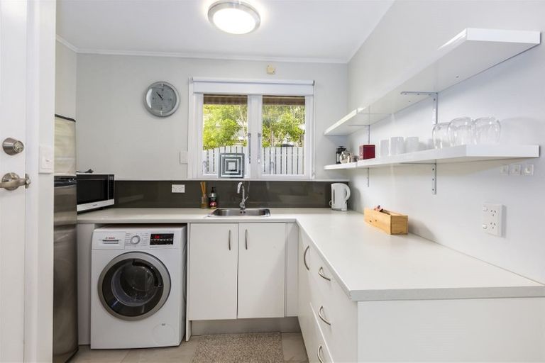 Photo of property in 41 Cockayne Road, Khandallah, Wellington, 6035