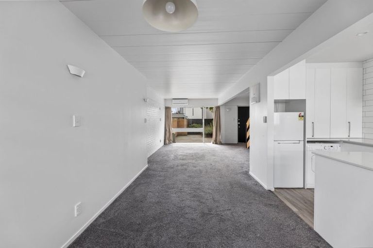 Photo of property in 50c Carlton Mill Road, Merivale, Christchurch, 8014