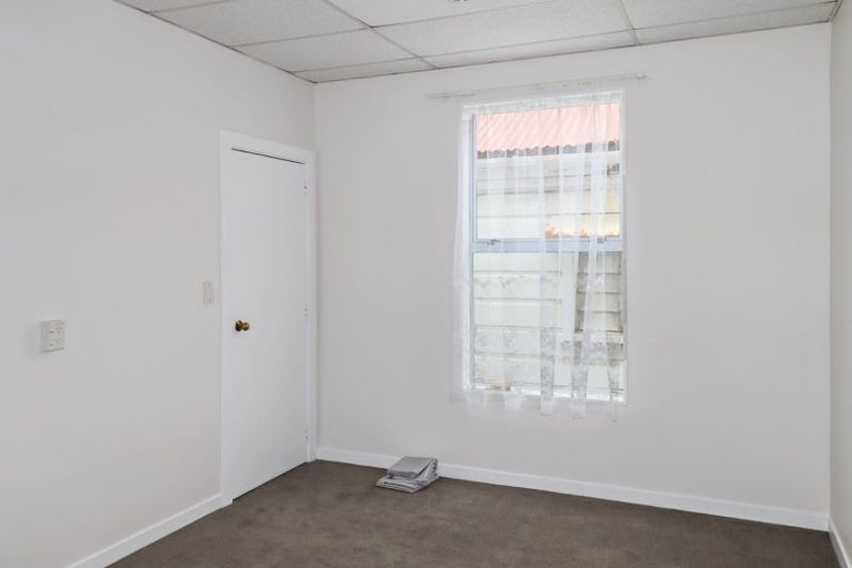 Photo of property in 19 Hanson Street, Mount Cook, Wellington, 6021