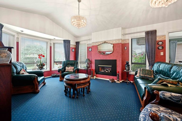 Photo of property in 6 Flora Way, Rototuna, Hamilton, 3210