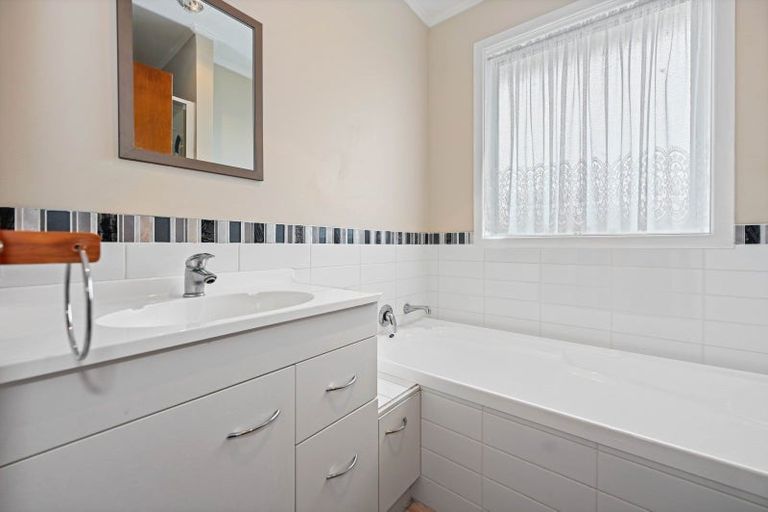 Photo of property in 28 Mooney Street, Nawton, Hamilton, 3200