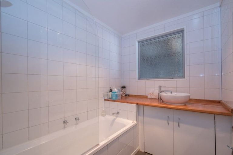 Photo of property in 206 Stone Street, Wanaka, 9305