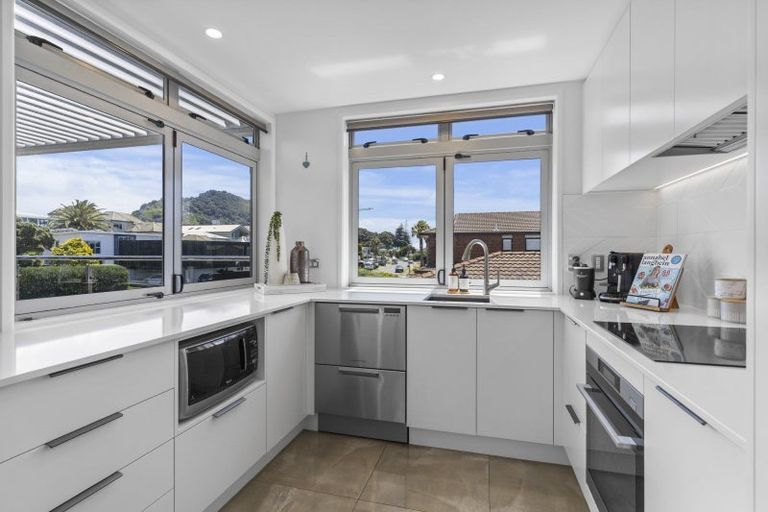 Photo of property in 1 Rita Street, Mount Maunganui, 3116
