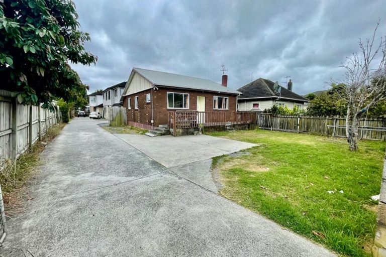 Photo of property in 26 Manuroa Road, Takanini, 2112