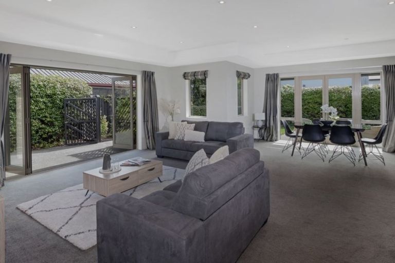 Photo of property in 70e Jeffreys Road, Fendalton, Christchurch, 8052