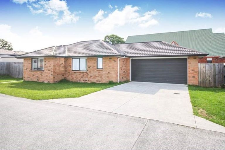 Photo of property in 16a Hunua Road, Papakura, 2110