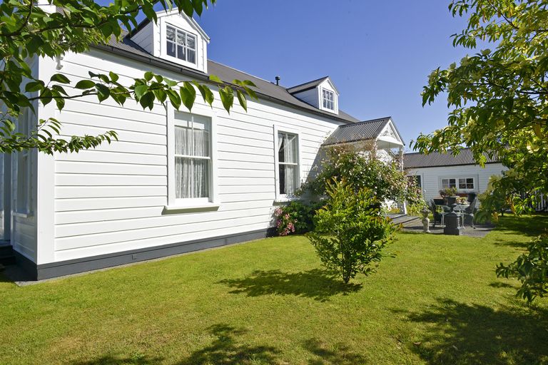 Photo of property in 47 Holloway Street, Carterton, 5713