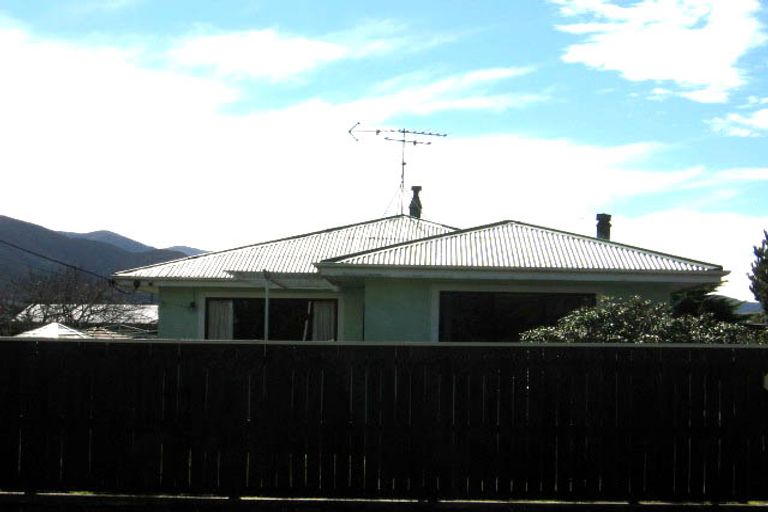 Photo of property in 165 Fitzherbert Street, Featherston, 5710
