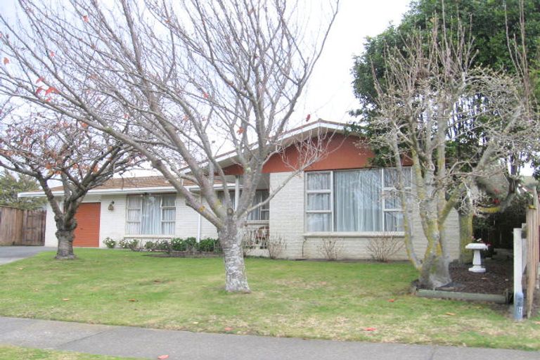 Photo of property in 36 Trigg Crescent, Taradale, Napier, 4112