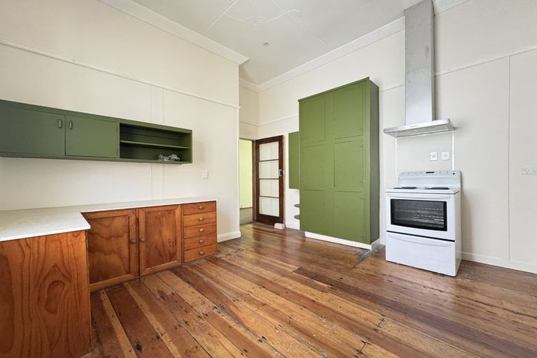 Photo of property in 85 Tiber Street, Island Bay, Wellington, 6023