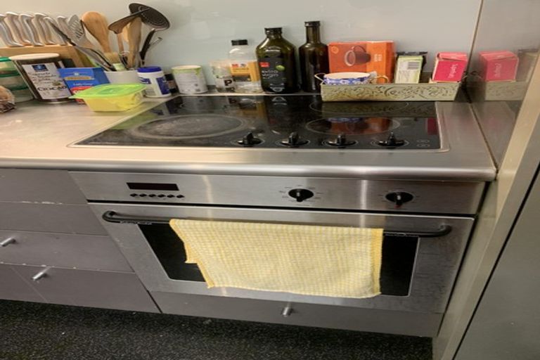 Photo of property in Gerondis Bldg Apartments, 211/60 Willis Street, Wellington Central, Wellington, 6011