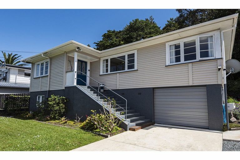 Photo of property in 25 Whangarei Heads Road, Onerahi, Whangarei, 0110