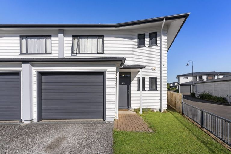 Photo of property in 46/2 Armoy Drive, East Tamaki, Auckland, 2016