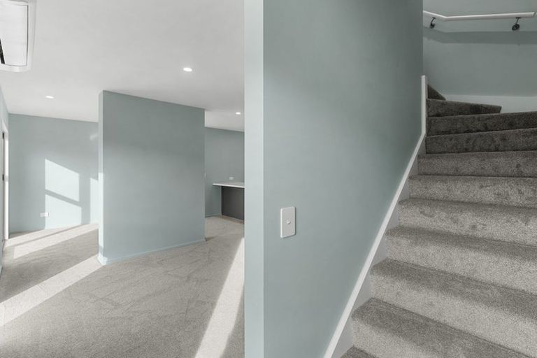 Photo of property in 8b Mackworth Street, Woolston, Christchurch, 8062