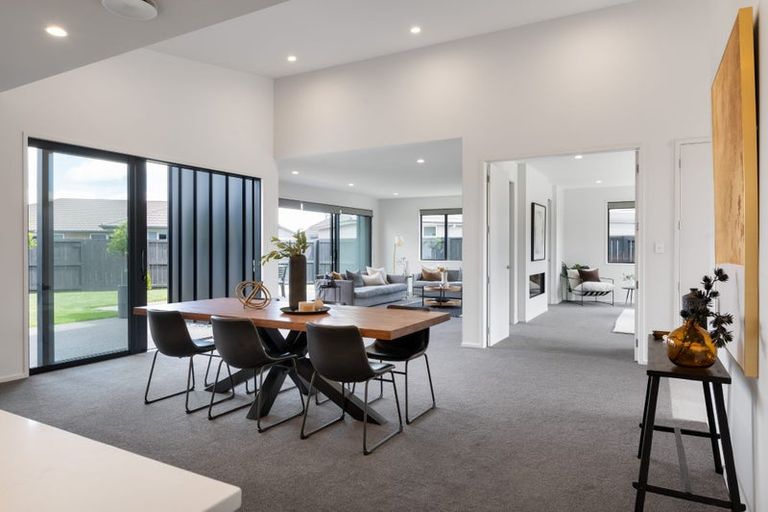 Photo of property in 27 Helen June Avenue, Flagstaff, Hamilton, 3210