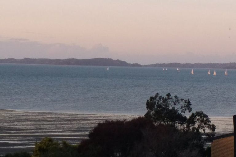 Photo of property in 122 Pah Road, Cockle Bay, Auckland, 2014