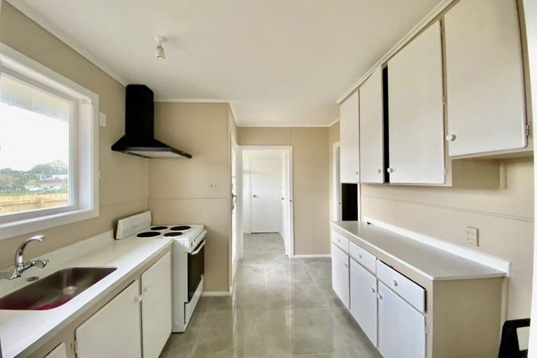 Photo of property in 25 Awatere Street, Clover Park, Auckland, 2023