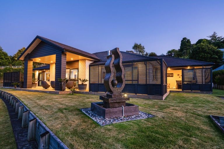 Photo of property in 7 Pike Place, Ferndale, New Plymouth, 4310