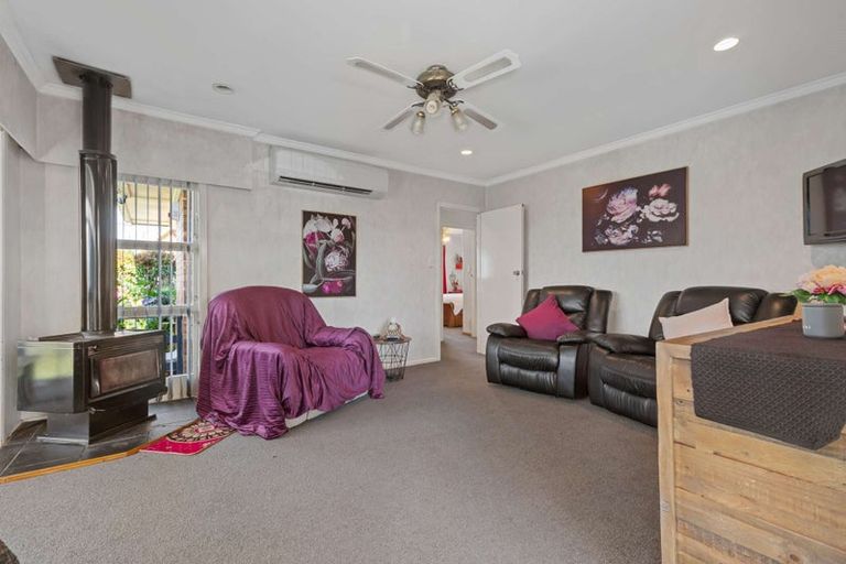 Photo of property in 50 Collins Road, Melville, Hamilton, 3206