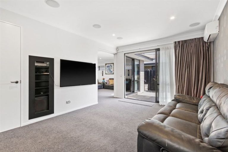 Photo of property in 33 Gartrell Road, Wigram, Christchurch, 8042