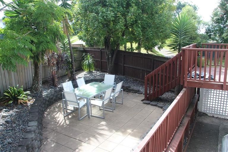 Photo of property in 3 Beldon Place, Pakuranga Heights, Auckland, 2010