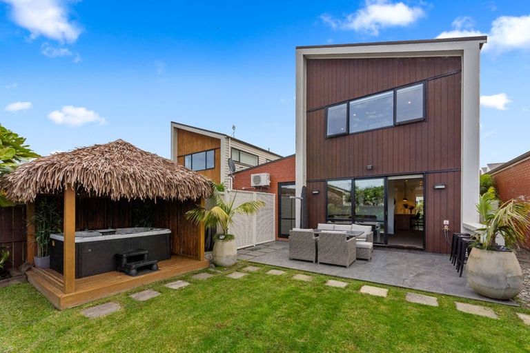 Photo of property in 6 Kanuka Road, Hobsonville, Auckland, 0616